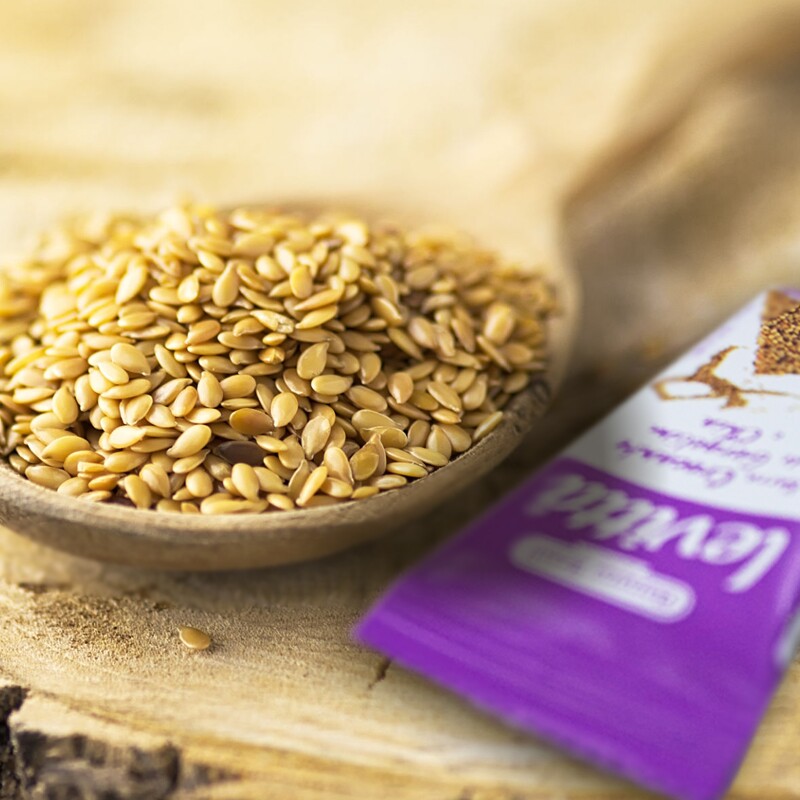 Receita refrescante de Frutas e Sementes