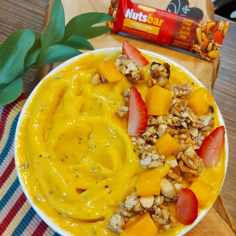 Smoothie Bowl de Manga e Maracujá